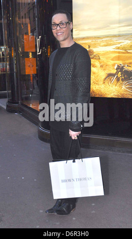 GOK Wan außerhalb der Brown Thomas Kaufhaus Dublin, Irland - 09.03.12 Stockfoto