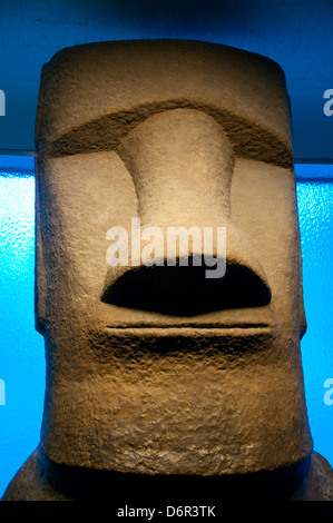 Osterinsel Kopf in der Margaret Mead Halle der pazifischen Völker im American Museum of Natural History, New York USA Stockfoto