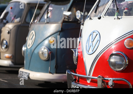 Brighton Breeze 2011 The VW Show nahmen Teil am heißesten Tag im Oktober, die jemals in Großbritannien VW Camper Brighton, England- Stockfoto