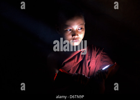 junge Buddhust Nonice/Mönch aus Myanmar/Birma Stockfoto