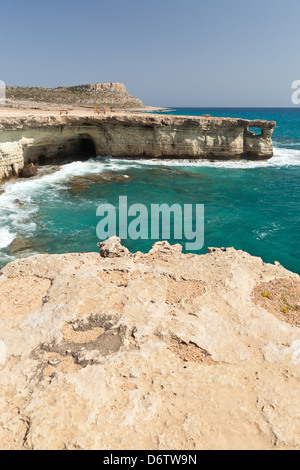 Zypern - Höhlen Meer in der Nähe von Agia Napa Stockfoto