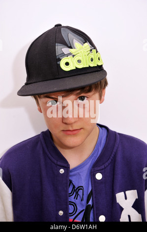 12/13 Jahre alte junge UK Stockfoto