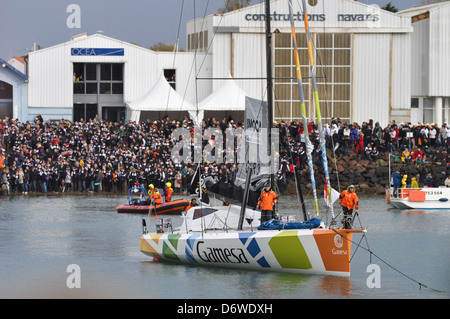 Mike Golding der GAMESA Gruppe von Vendée Globe 2012 am 10. November in Sables d ' Olonne. Er ist klassifizierte 6 Stockfoto