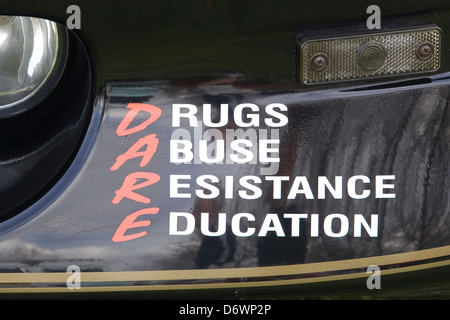 NYPD Drug Abuse Widerstand Education Programm auf ein Polizeifahrzeug "Der Untersuchungsrichter geben Ihnen Ihre nächste Fahrt lassen Sie sich nicht" "Wagen" Stockfoto