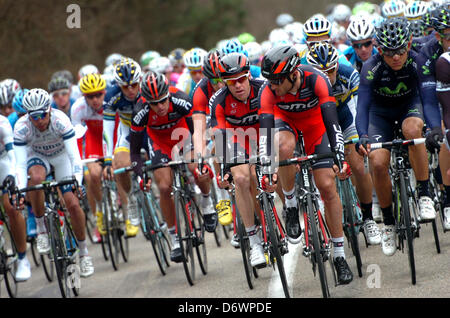 Lüttich, Belgien. 21. April 2013. Lüttich-Bastogne-Lüttich-Klassiker. Steve Cummings führt Team BMC. Stockfoto