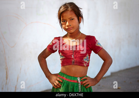 Porträt einer jungen indischen Kind Irl, Udaipur, Rajasthan, Indien Stockfoto