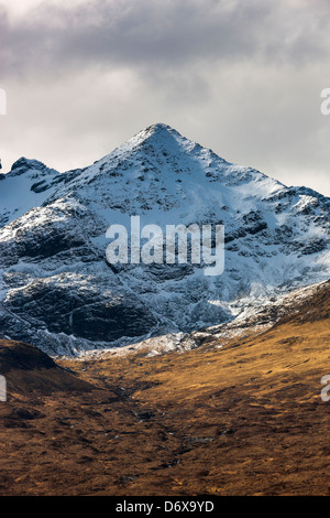 Ein Blick in Richtung Sgurr Nan Gillean, schwarz Cullins Palette, Isle of Skye, innere Hebriden, Schottland, Vereinigtes Königreich, Europa. Stockfoto