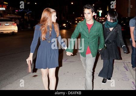 Kate Mara, Max Minghella und Carolyn Choa 36th Annual Toronto International Filmfestival - Promi-Sichtungen-Toronto, Kanada Stockfoto