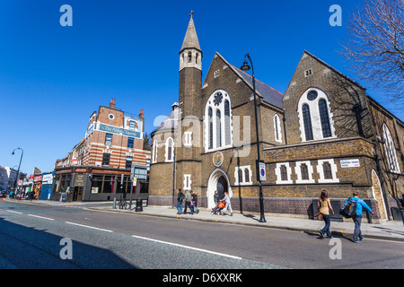 St Andrew griechische orthodoxe Kirche, Kentish Town Road, London, England, UK Stockfoto