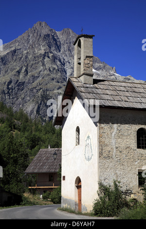 Die Kapelle Sainte-Barbe am Claux Pelvoux, Vallouise, Frankreich. Stockfoto