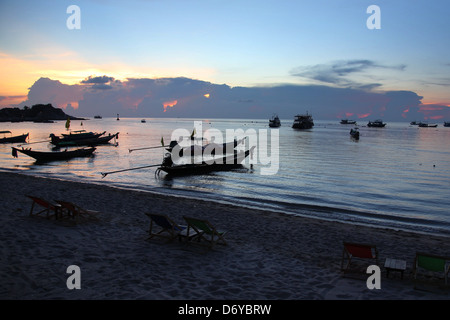 Sonnenuntergang am Mae Haad, Koh Tao, Thailand Stockfoto