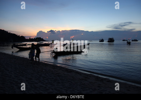 Sonnenuntergang am Mae Haad, Koh Tao, Thailand Stockfoto