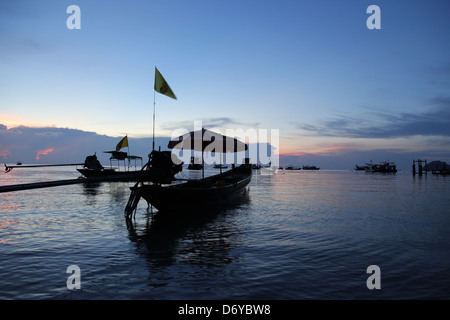 Sonnenuntergang am Mae Haad, Koh Tao, Thailand Stockfoto