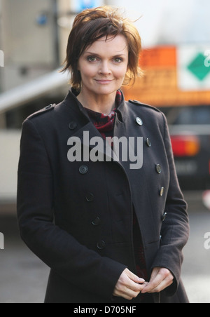 Sharon Small außerhalb der ITV Studios London, England - 23.02.12 Stockfoto