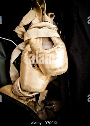 Gut getragen Ballettschuhe in Tasche Stockfoto