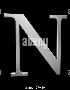 Buchstabe N aus gebürstetem Stahl isoliert auf schwarz mit Beschneidungspfad Stockfoto