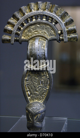 Fibel der animalischen Stil. Nationalmuseum des Frühmittelalters (Museo Dell' Alto Medioevo). Rom. Italien. Stockfoto