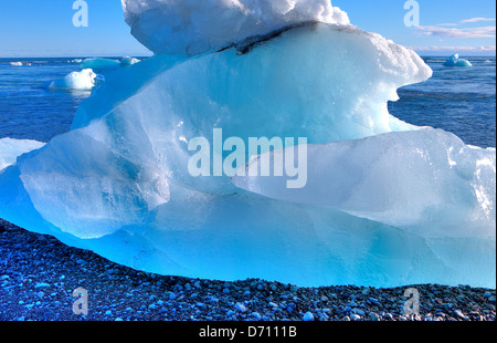 Eisberge auf Joekulsarlon Jökulsárlón Blacksand Beach, Island Stockfoto