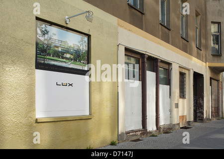 Berlin, Deutschland, Büro für ein Luxus-Neubauprojekt in einem alten Gebäude Stockfoto