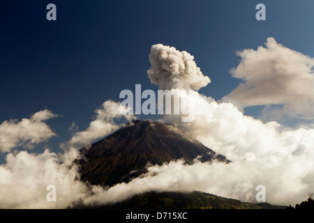 Tungurahua Vulkan ausbricht, Ecuador März 2013 Stockfoto