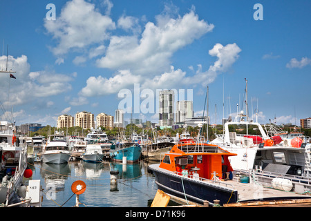 Australien, Northern Territory, Darwin, Blick auf die Stadt von Darwin Marina Stockfoto