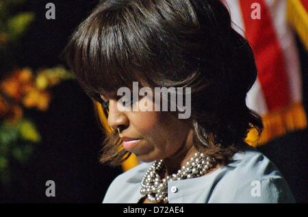 26. April 2013 - Waco, Texas, USA - Michelle Obama in Erinnerung an West, eine Trauerfeier für getöteten und Verletzten in einer gewaltigen Explosion bei einer Düngemittelfabrik in West, fand am 25.04.2013 Texas am April 17th,2013.The Dienst an der Ferrell Center Baylor University In Waco, Texas statt. (Kredit-Bild: © Jeff Newman/Globe Photos/ZUMAPRESS.com) Stockfoto