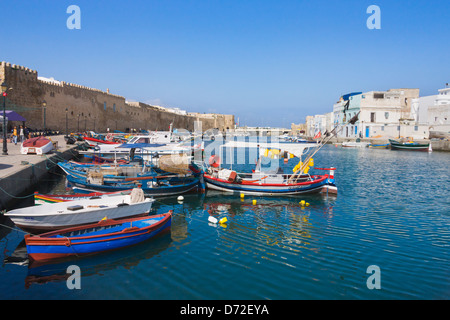 Stadtmauer und Hafen, Bizerte, Tunesien Stockfoto