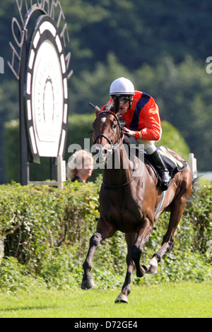 Hoppe Garten Danedream mit Andrasch Starke gewinnt den Grand Prix Berlin Stockfoto