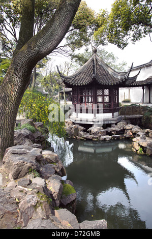 Pavillon im Garten des bescheidenen Administrator, Suzhou, China Stockfoto