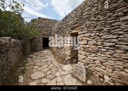 Gordes, Frankreich, Steinhuetten der Open Air Museum-Le Village des Bories- Stockfoto