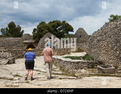 Gordes, Frankreich, Steinhuetten der Open Air Museum-Le Village des Bories- Stockfoto