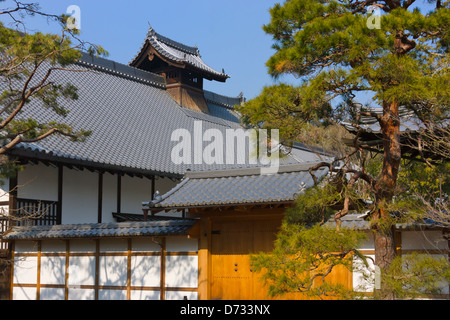 Kinkaku-Ji (auch bekannt als Rokuon-Ji) Tempel, Kyoto, Japan Stockfoto