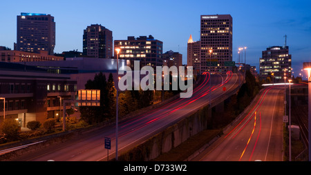 Die Autobahn endet direkt in der Innenstadt in Tacoma, Washington Stockfoto