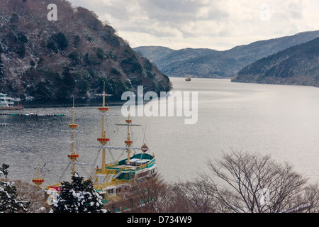 Piratenschiff auf See Ashi, Hakone, Präfektur Kanagawa, Japan Stockfoto