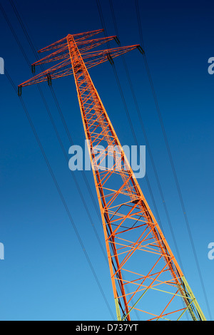 Hochspannungs-Mast, net Entfernung, Energie-Wende Stockfoto