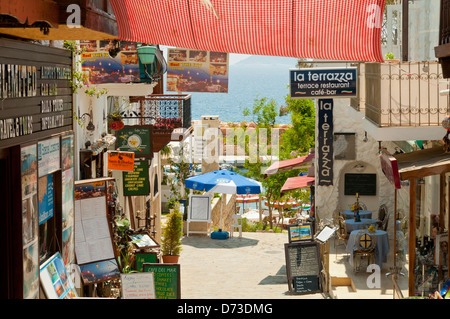 Straßenszene in Kalkan, Mittelmeer, Türkei Stockfoto