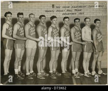 Irene Kaufmann Siedlung, Varsity Basketball-Team, Dez. 1929 Stockfoto