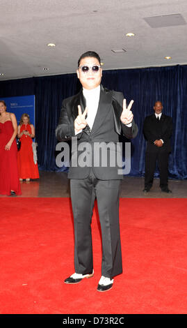 27. April 2013 - Washington, District Of Columbia, USA - Sänger PSY beim roten Teppich Ankünfte in der White House Correspondents' Association Dinner im Hilton Hotel. (Kredit-Bild: © Tina Fultz/ZUMAPRESS.com) Stockfoto