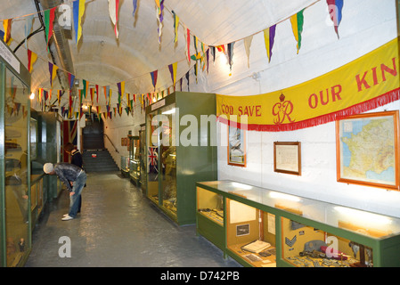 Interieur zeigt in La Valette Underground Military Museum, St. Peter Port (Saint-Pierre-Port), Guernsey, Channel Islands Stockfoto