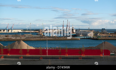 Eine Ansicht von Swansea SA1 Entwicklung Dockbereiche Wales UK KATHY DEWITT Stockfoto