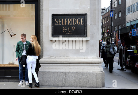 Selfridge und Co Kaufhaus in Oxford Street London W1 UK Stockfoto