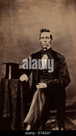 Dieses Porträt von Mr. Henry Stedman, fotografiert in sitzender Pose mit Hut, ist Teil der Sammlung des Museum of Photographic Arts. Die Carte de Visite (cdv) fängt einen Moment aus dem 19. Jahrhundert ein und hebt frühe fotografische Techniken und Porträts hervor. Stockfoto