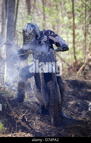 Motorradrennen auf Panssari Cross Country-Motocross-Rennen in Finnland Stockfoto