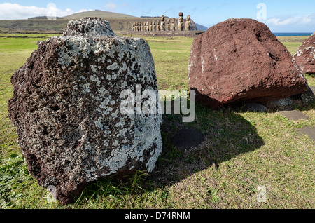 Top Knoten aufgereiht in der Nähe von Ahu Tongariki, Osterinsel Stockfoto