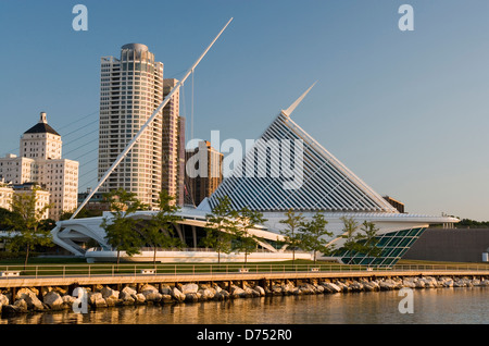 QUADRACCI PAVILLON (© SANTIAGO CALATRAVA 2001) MILWAUKEE ART MUSEUM MILWAUKEE WISCONSIN USA Stockfoto