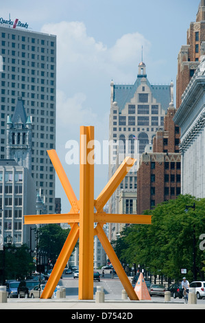 DIE RUFENDE SKULPTUR (©MARK DI SUVERO 1982) EAST WISCONSIN FÄHRT MILWAUKEE WISCONSIN USA Stockfoto