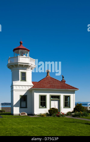 Mukilteo Lighhouse (gegr. 1906) an den Ufern des Puget Sound, Mukilteo, Washington, USA Stockfoto