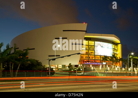 American Airlines Arena und helle Streifen, Miami, Florida USA Stockfoto