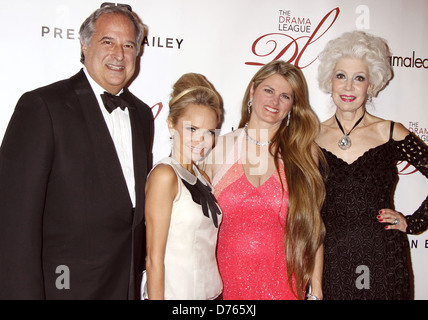 Stewart F. Lane, Kristin Chenoweth, Bonnie Comley und Jano Herbosch 2012 Drama League Gala zu Ehren Kristin Chenoweth, statt Stockfoto