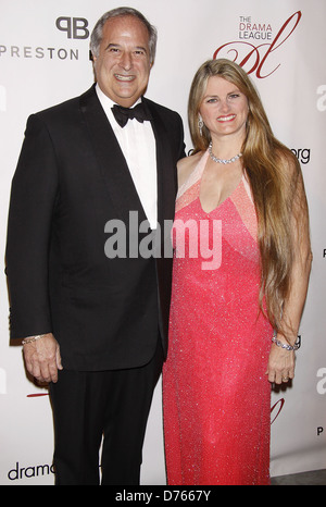 Stewart F. Lane und Bonnie Comley 2012 Drama League Gala im Pierre Hotel - Ankunft statt. New York City, USA- Stockfoto